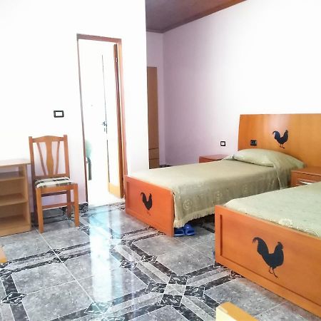 Hotel Gjeli 피에르 외부 사진
