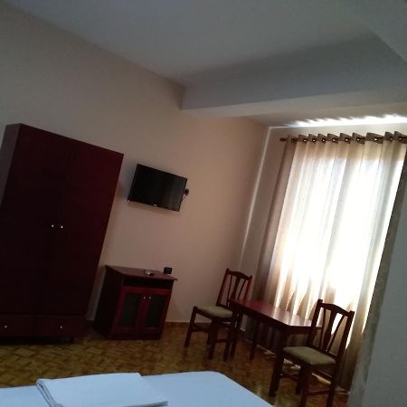 Hotel Gjeli 피에르 외부 사진