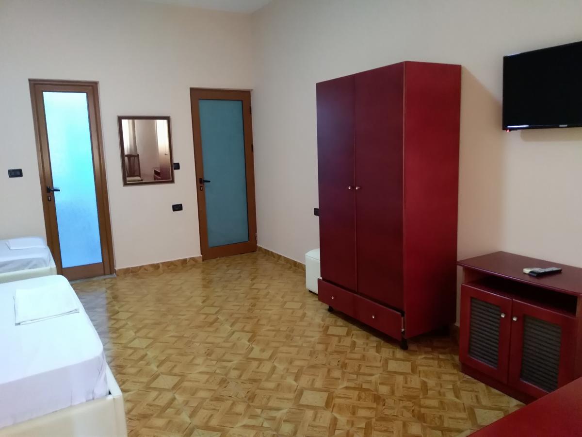 Hotel Gjeli 피에르 외부 사진